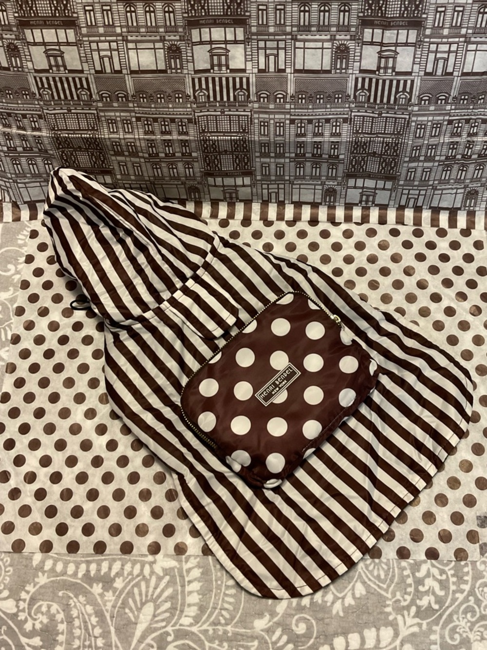 EUC Henri Bendel Pet Rain Jacket